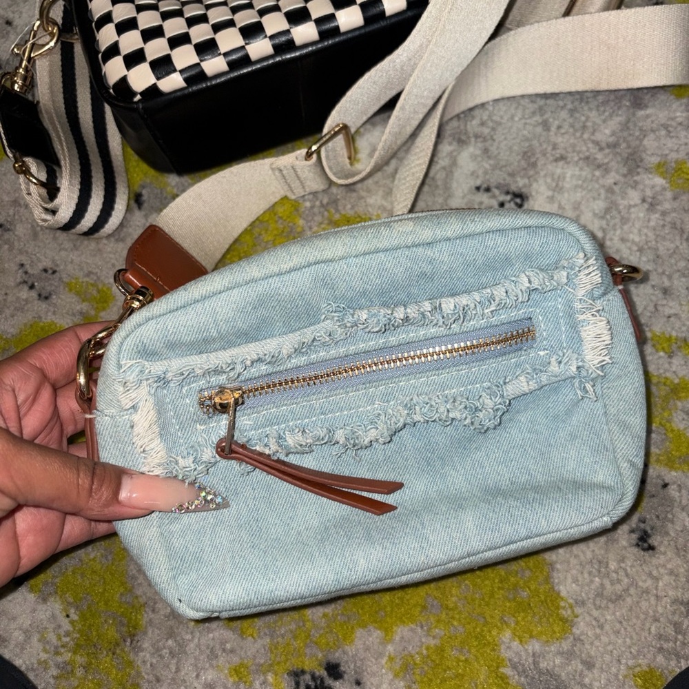 Universal Thread Crossbody Bags Bundle - image 2